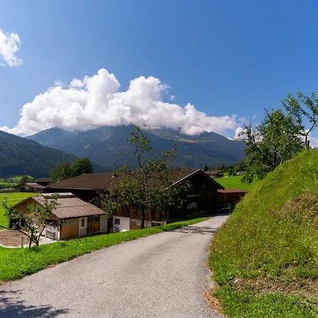Ferienwohnung Bauernhof Obererlach * Bramberg am Wildkogel